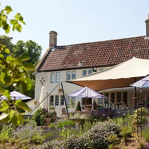 4* Gasthof The Wheatsheaf Combe Hay